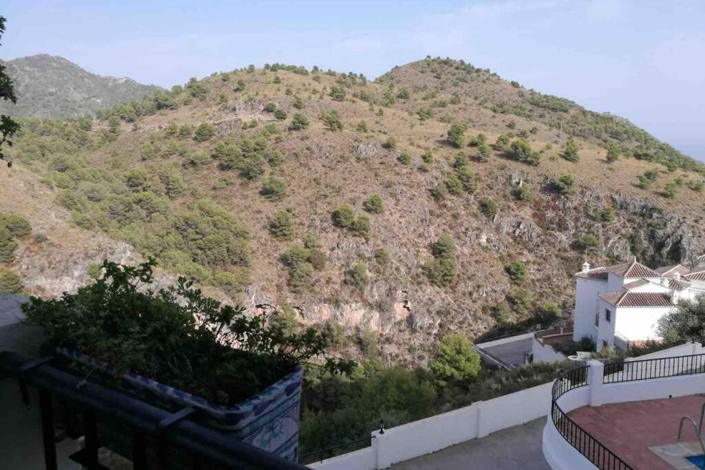 Precioso Apartamento De Dos Plantas Con Vistas Frigiliana Buitenkant foto