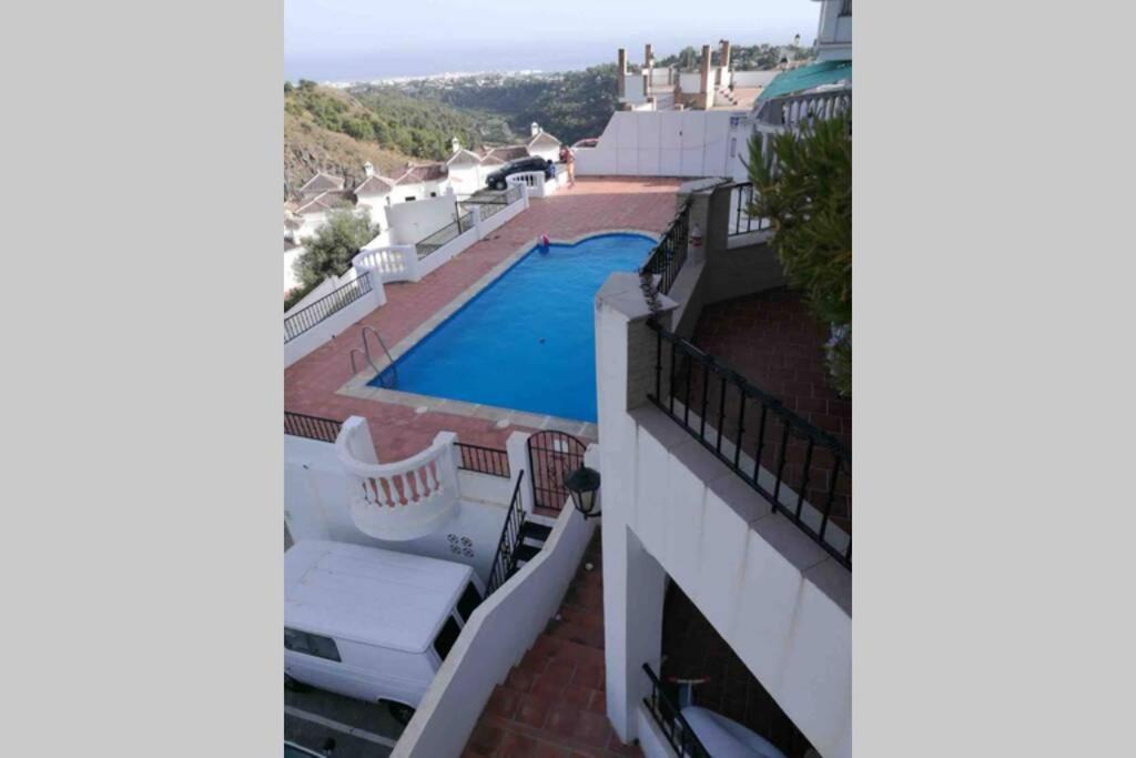 Precioso Apartamento De Dos Plantas Con Vistas Frigiliana Buitenkant foto